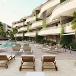 Luxuryapartmentbaiablanca Pool & Free Parking
